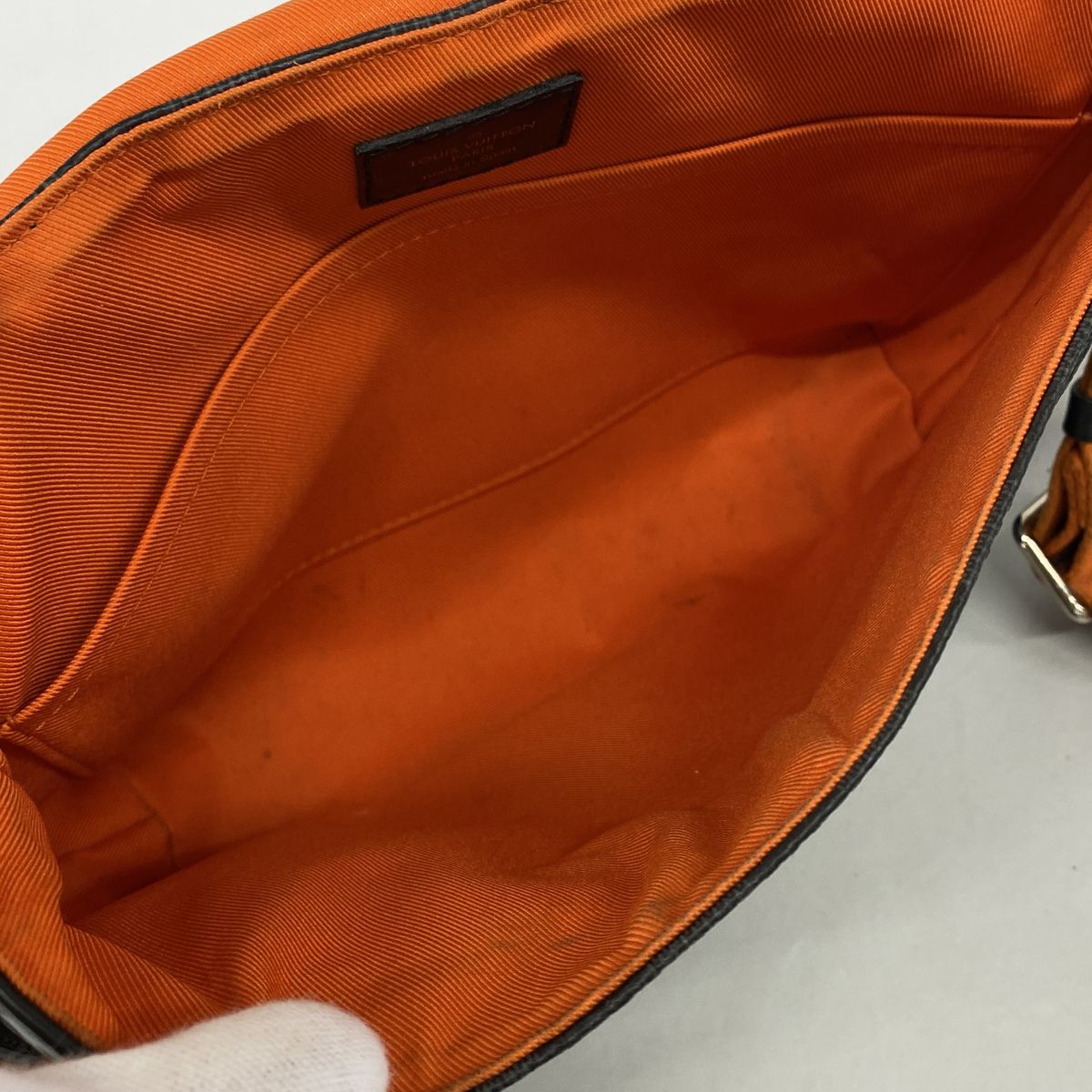 Louis Vuitton Shoulder Bag Damier Graphite District PM NM Black Orange — view 4