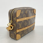 Louis Vuitton Clutch Monogram Soft Trunk Poche Brown — view 2