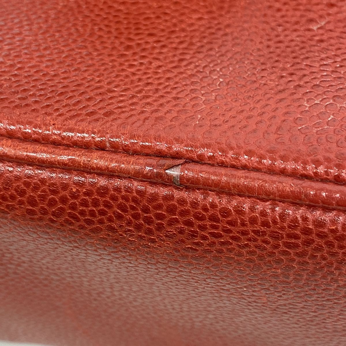 Chanel Vanity Bag Caviar Leather Red Gold — view 6