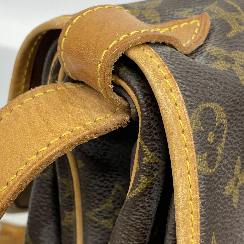 Louis Vuitton Shoulder Bag Monogram Saumur 35 Brown — view 7