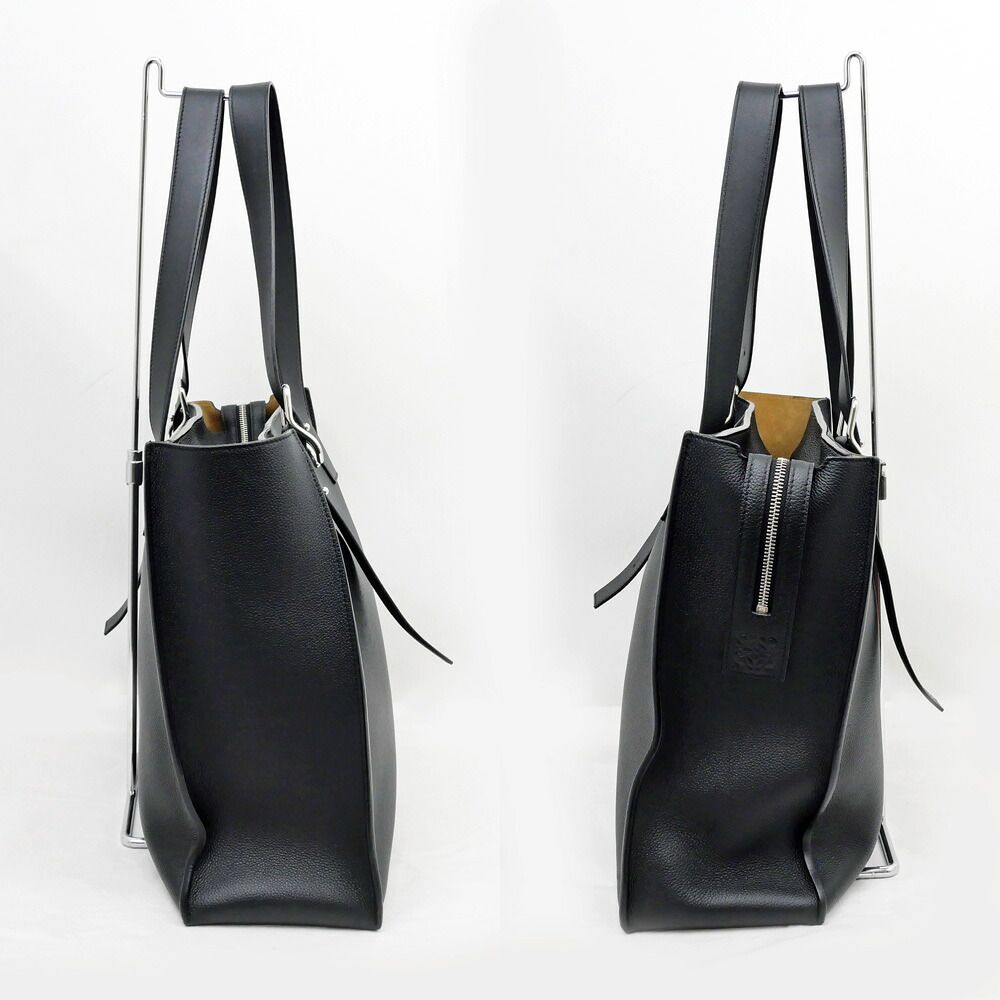 Loewe Horizontal Tote Bag Black Silver Anagram Leather with Charm — view 3