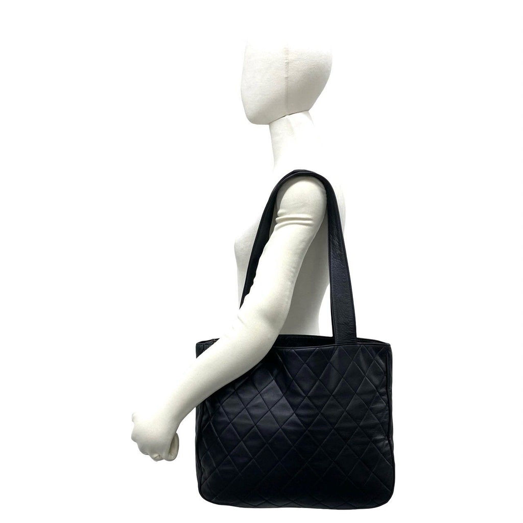 Chanel Quilted CC Logo Lambskin Tote Shoulder Bag Black — view 2
