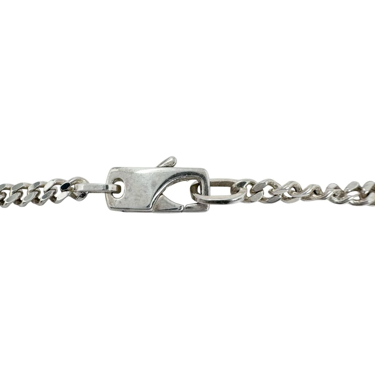 Gucci Cutout G Bar Silver Necklace — view 3