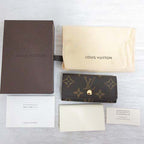 Louis Vuitton Monogram Multicles 4 Key Case Key Holder — view 2