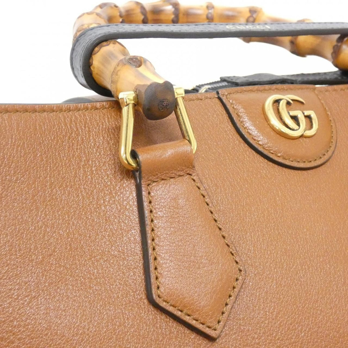 Gucci Diana Uaaay Bag — view 5