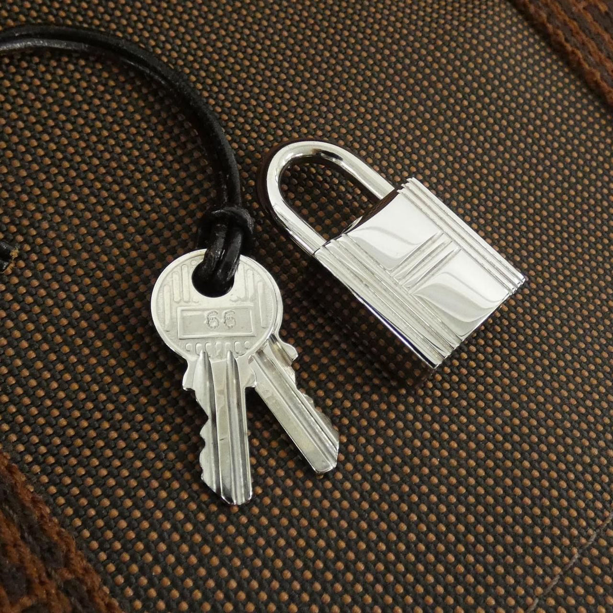 Hermes Herline MM Bag — view 4