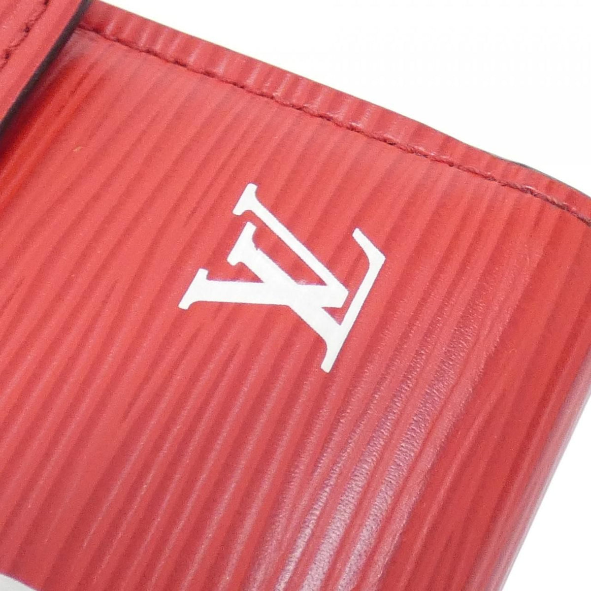 Louis Vuitton Epi Chain Wallet Shoulder Bag — view 5