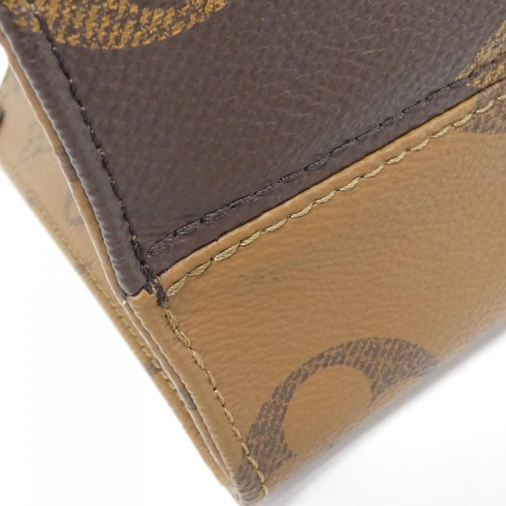 Louis Vuitton Monogram Giant On The Go PM Bag — view 3