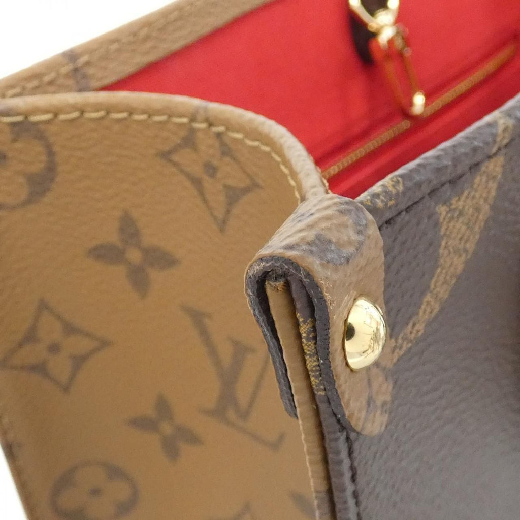 Louis Vuitton Monogram Giant On The Go PM Bag — view 4