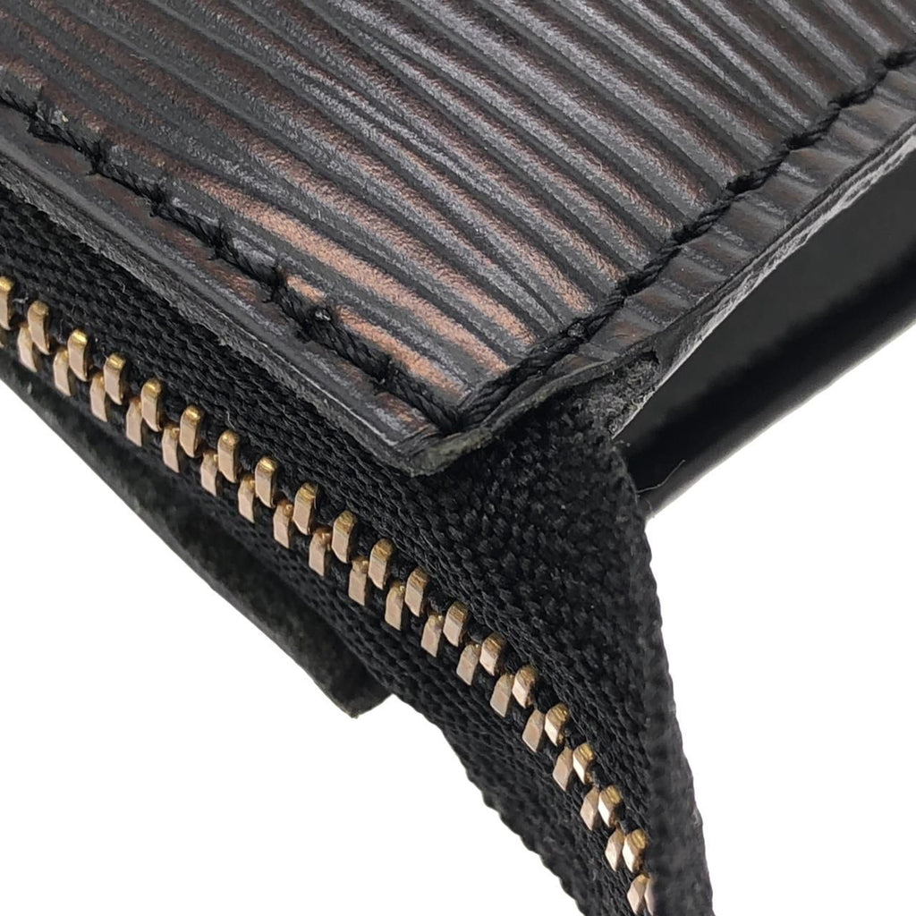 Louis Vuitton Epi Pochette Accessoires 24 Pouch — view 5