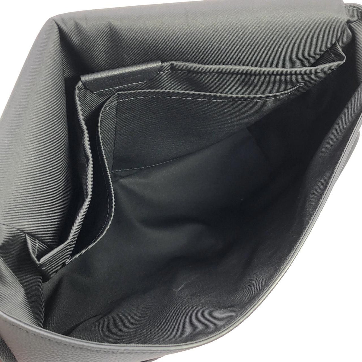 Louis Vuitton Speed Messenger Shoulder Bag — view 6