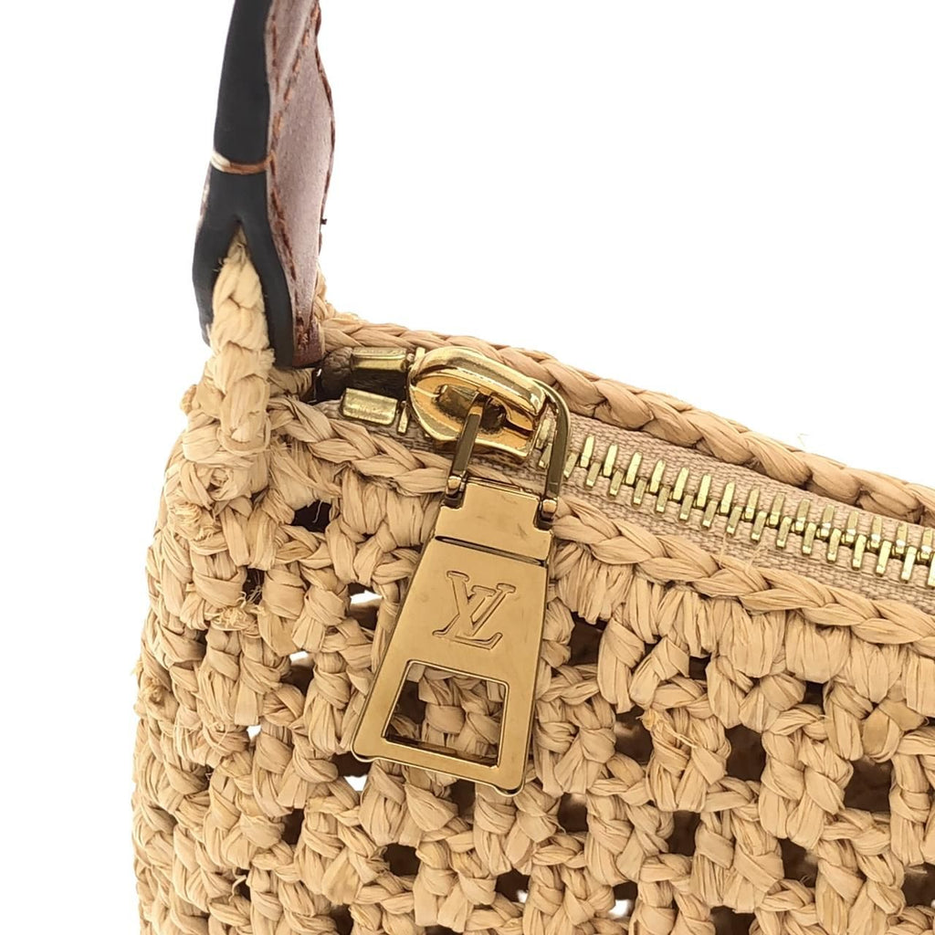 Louis Vuitton Pochette Hills Bag — view 5