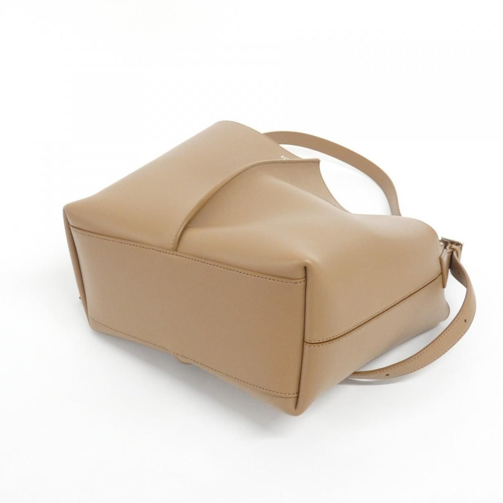 Loewe Bilbao Bucket Bag Medium — view 3