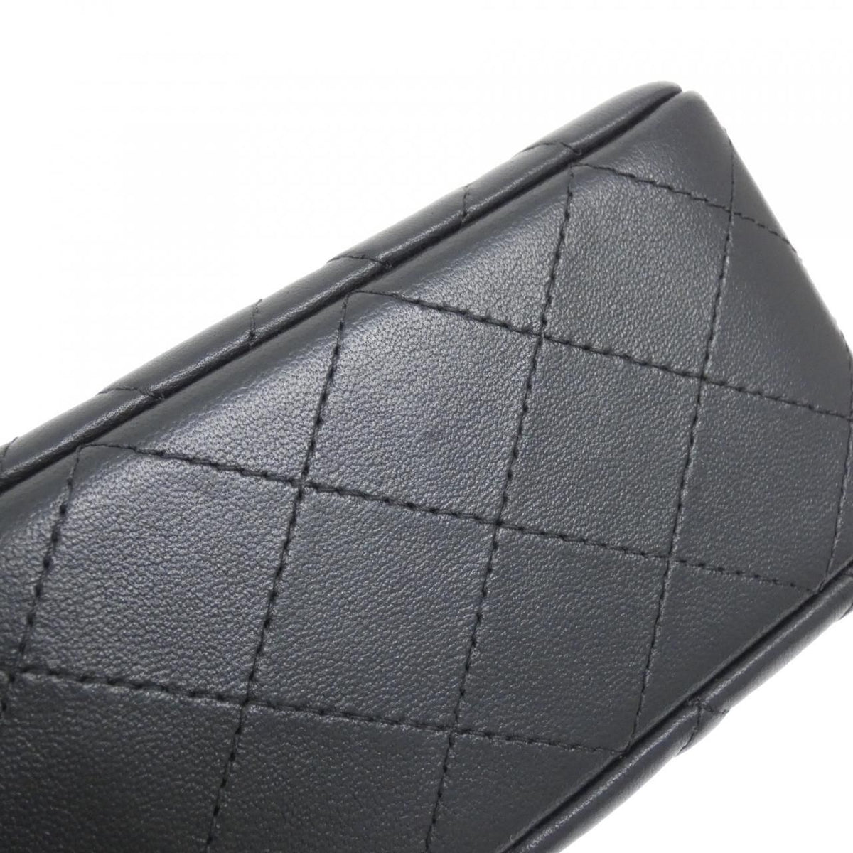 Chanel Shoulder Bag Black — view 3