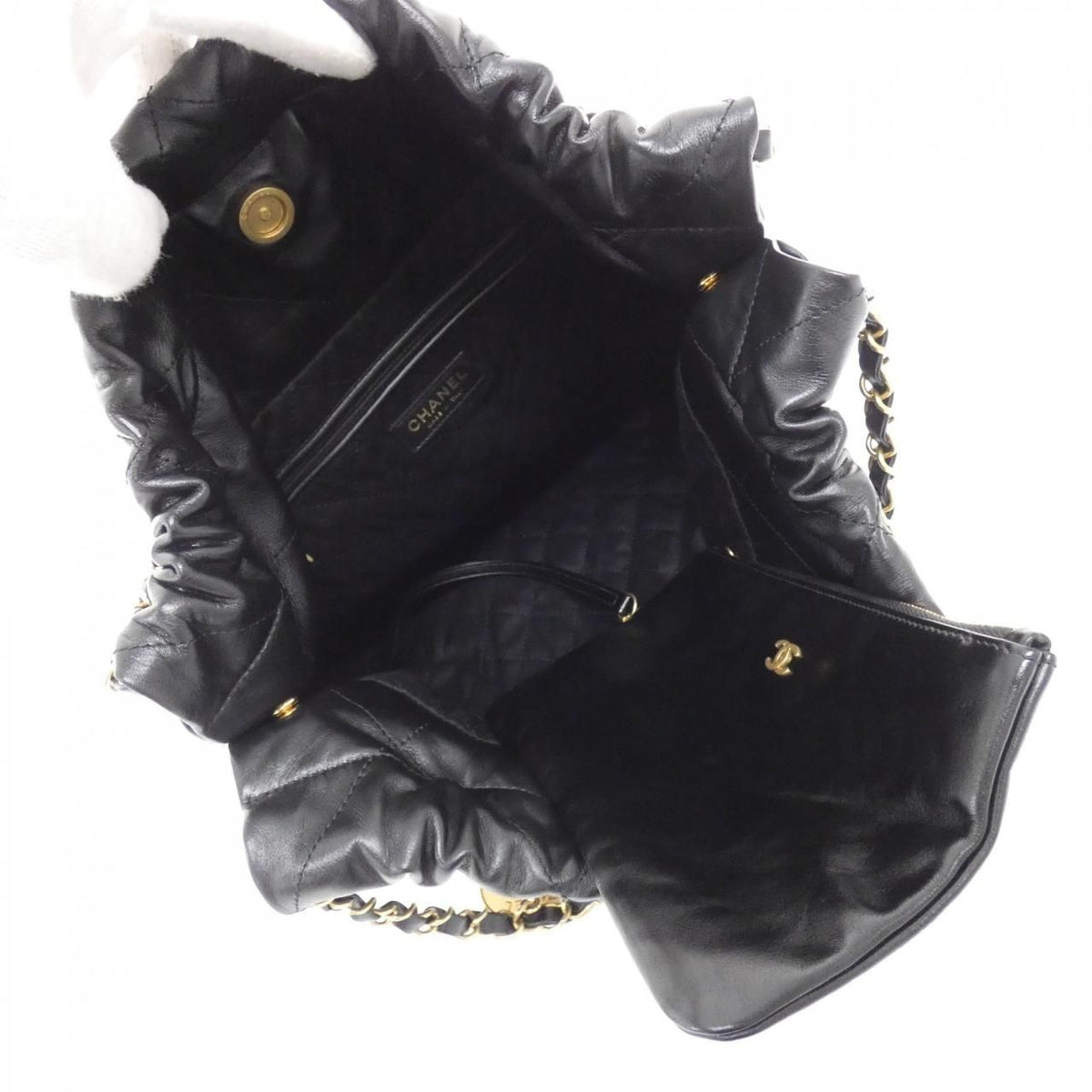 Chanel 22 Line Shoulder Bag — view 7