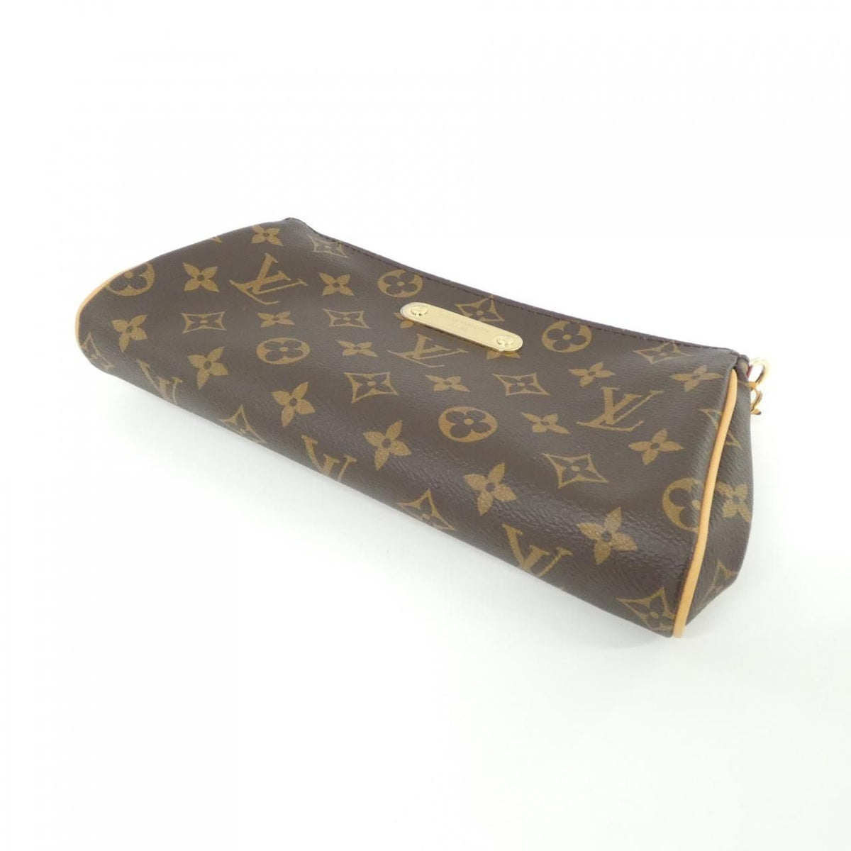 Louis Vuitton Monogram Pochette Shoulder Bag — view 3