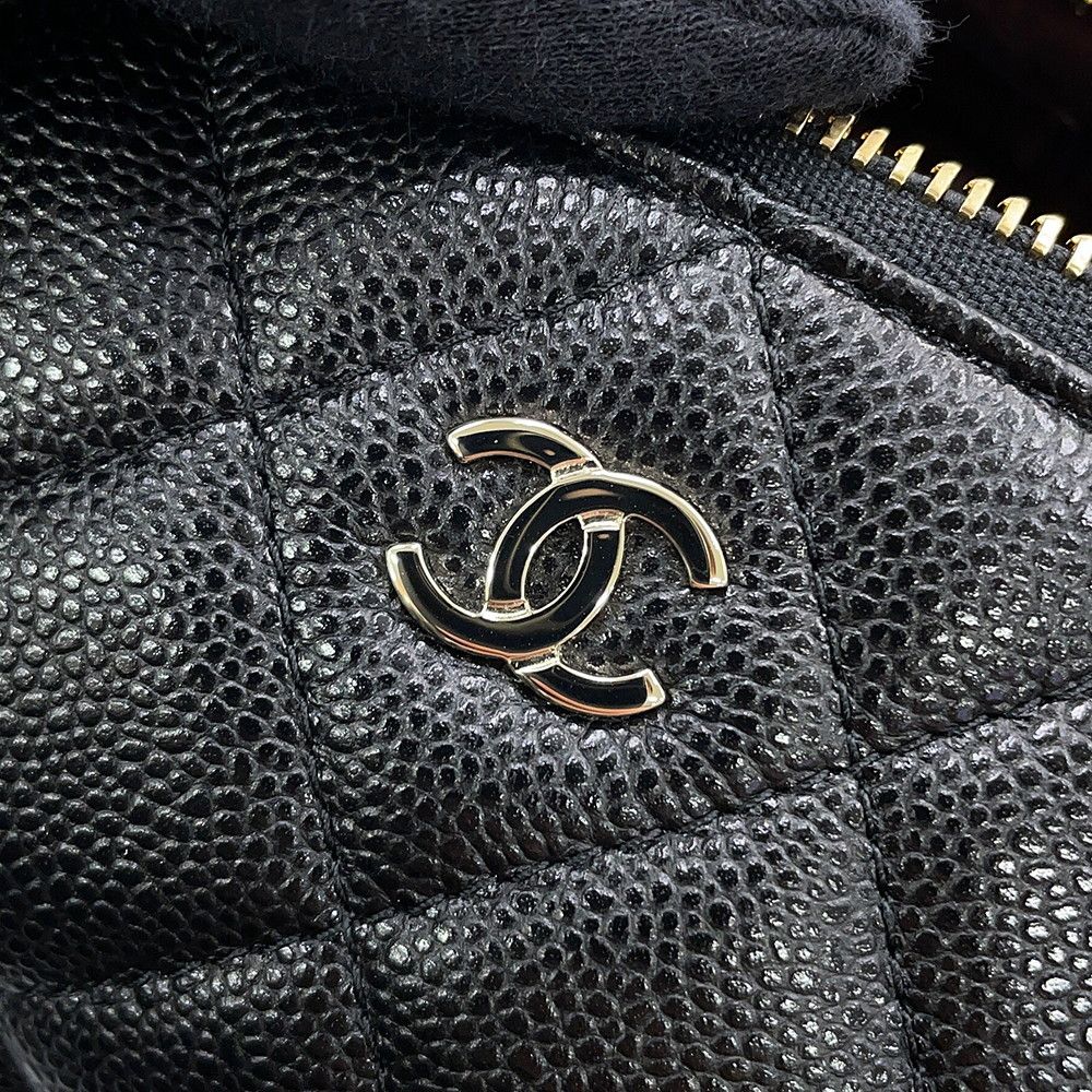 Chanel Pouch Quilted Zip Caviar Leather Case Black — view 6
