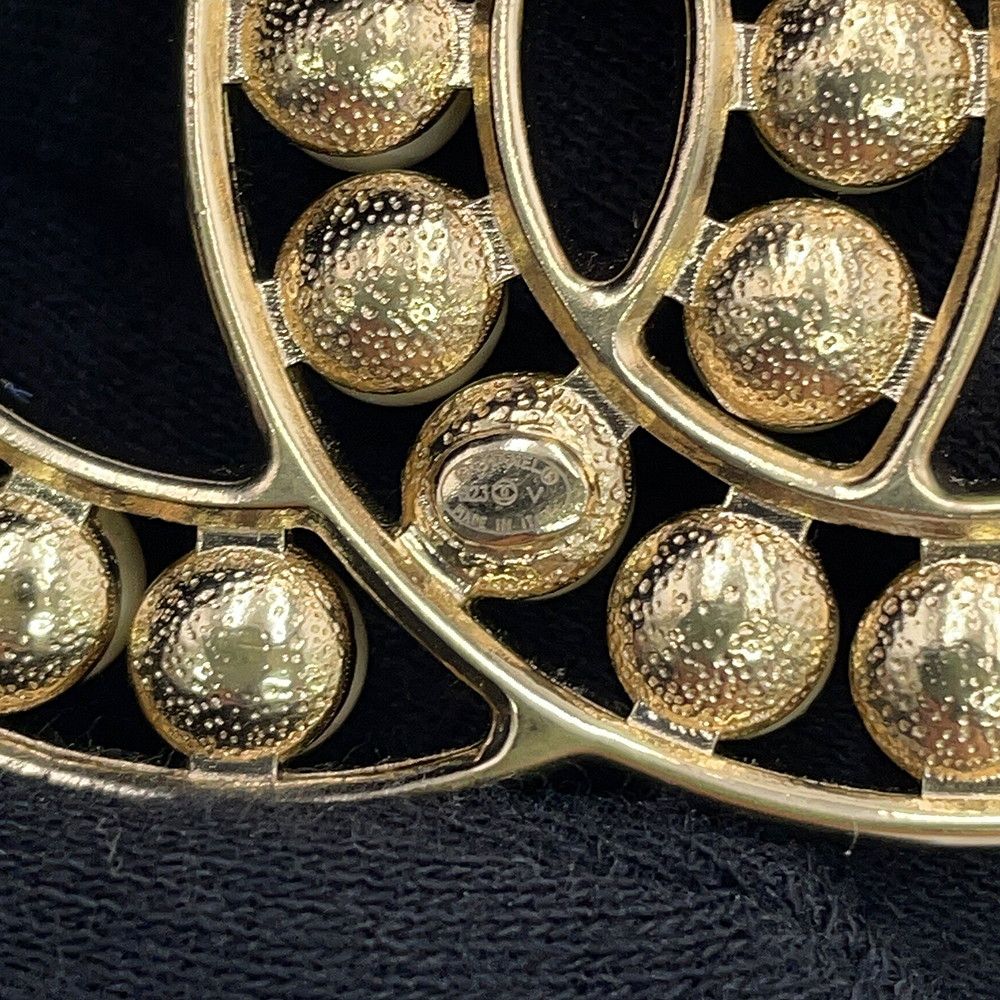 Chanel Brooch CC Logo Metal Faux Pearl — view 7