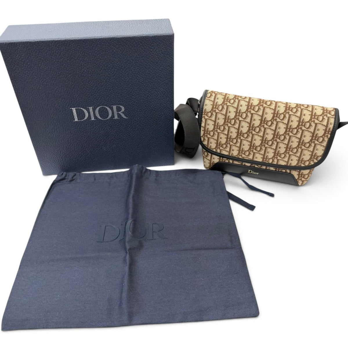 Dior Homme Messenger Bag with Flap Mini Leather Oblique — view 2