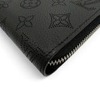 Louis Vuitton Zippy Wallet Mahina Leather Zip Around Black — view 5