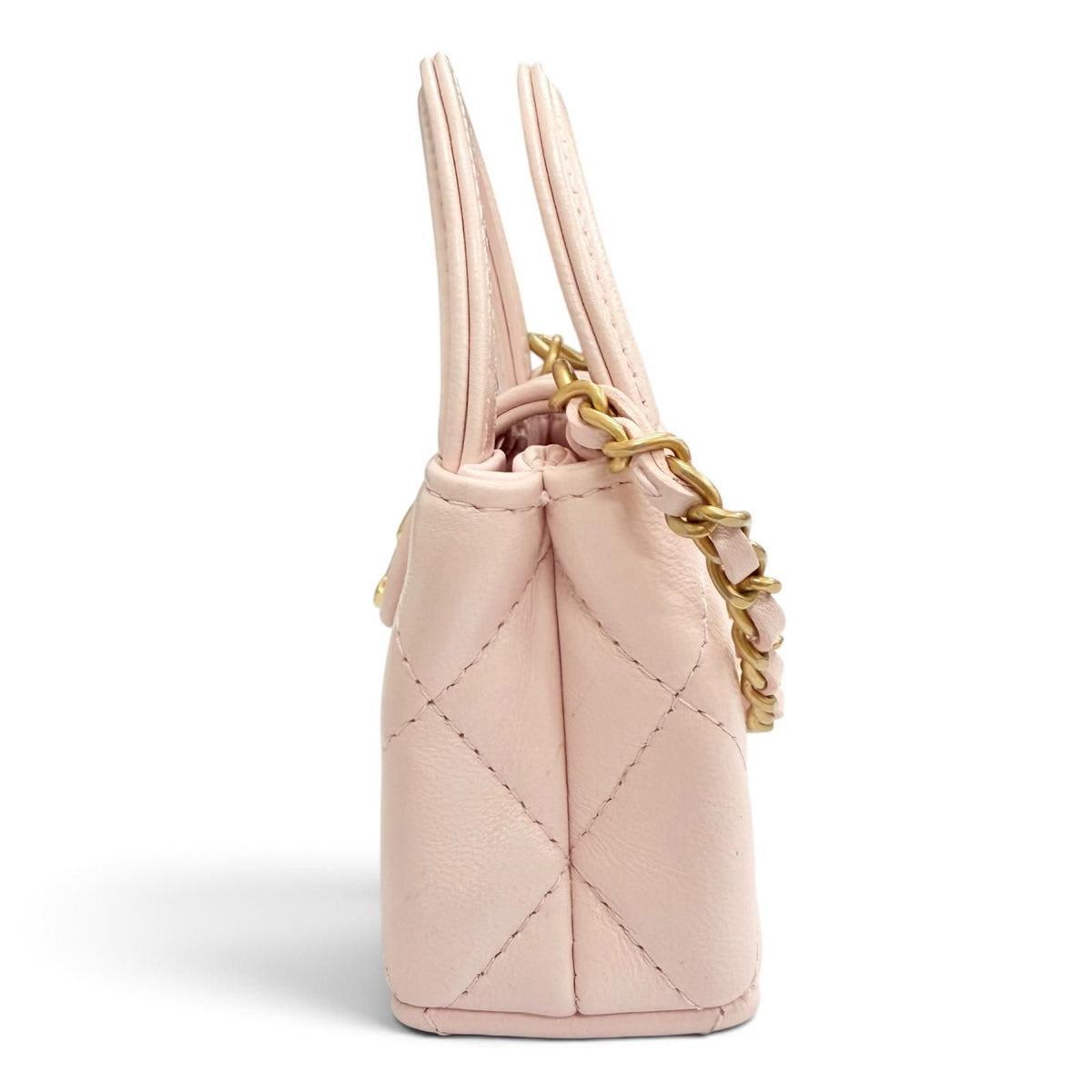 Chanel CC Logo Mini Kelly Micro Quilted Leather Bag Charm Pink — view 4