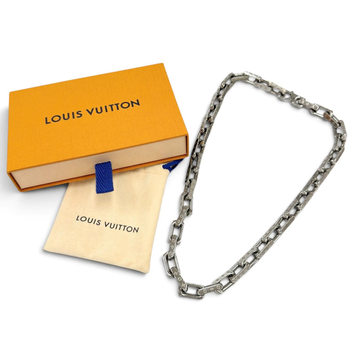 Louis Vuitton Collier Chain Monogram Necklace Silver — view 2
