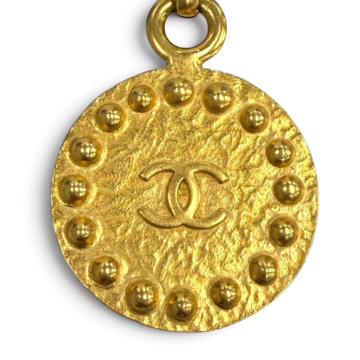 Chanel Vintage 97A CC Logo Key Holder Key Ring Gold — view 3