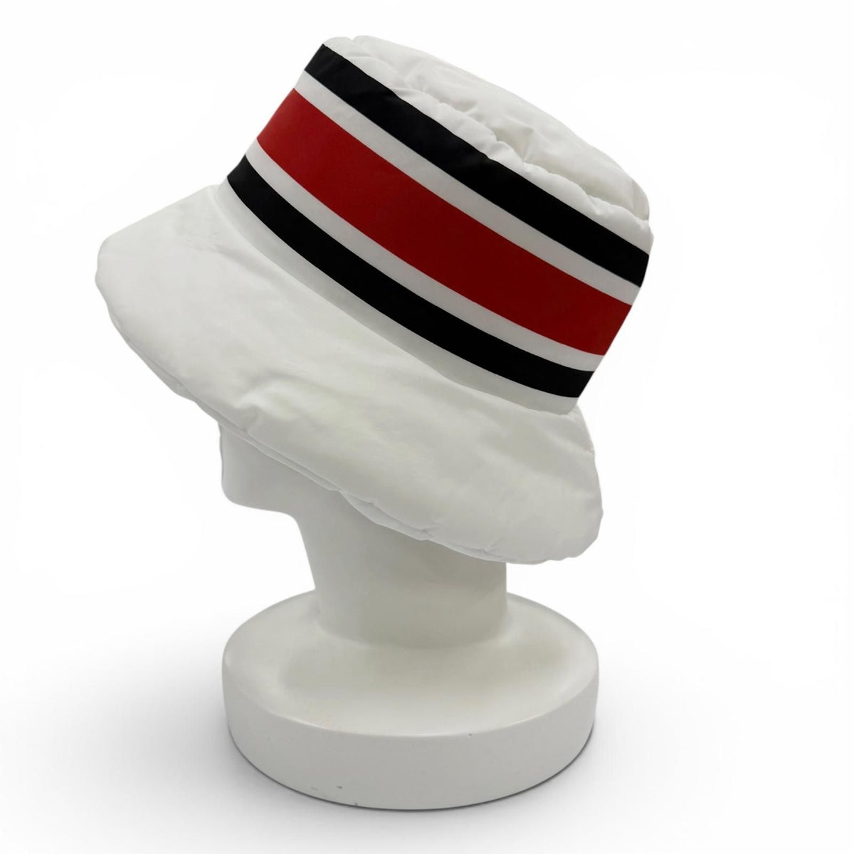 Prada Nylon Padded Hat Logo Design Bucket Hat White — view 3