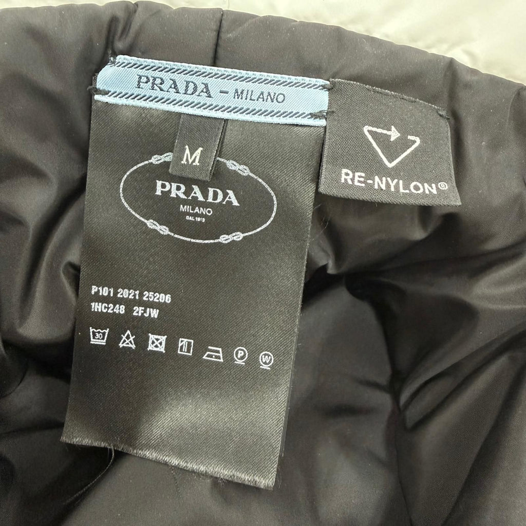 Prada Nylon Padded Hat Logo Design Bucket Hat White — view 8