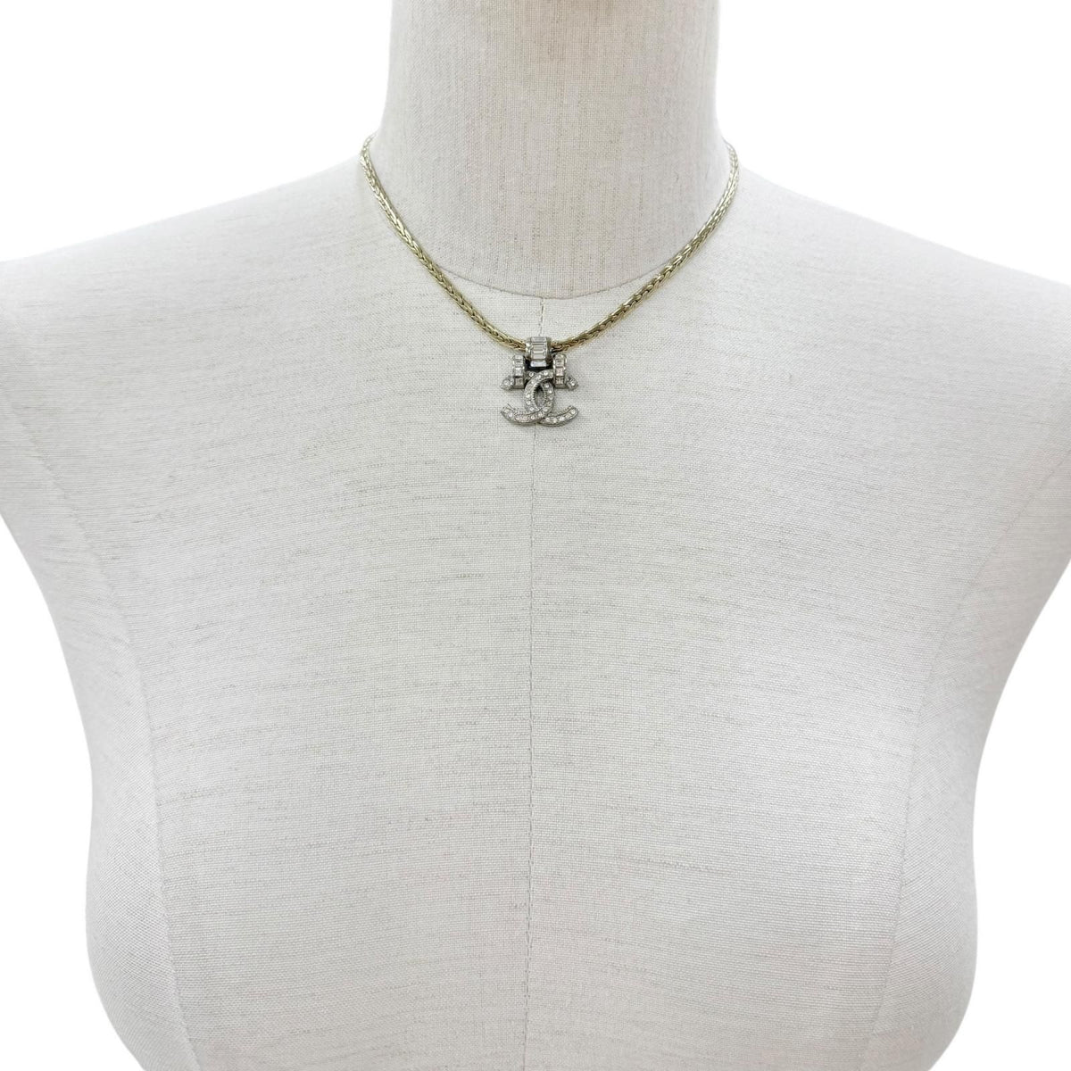 Chanel CC Logo Bijou Decoration Necklace Choker Silver Gold — view 2