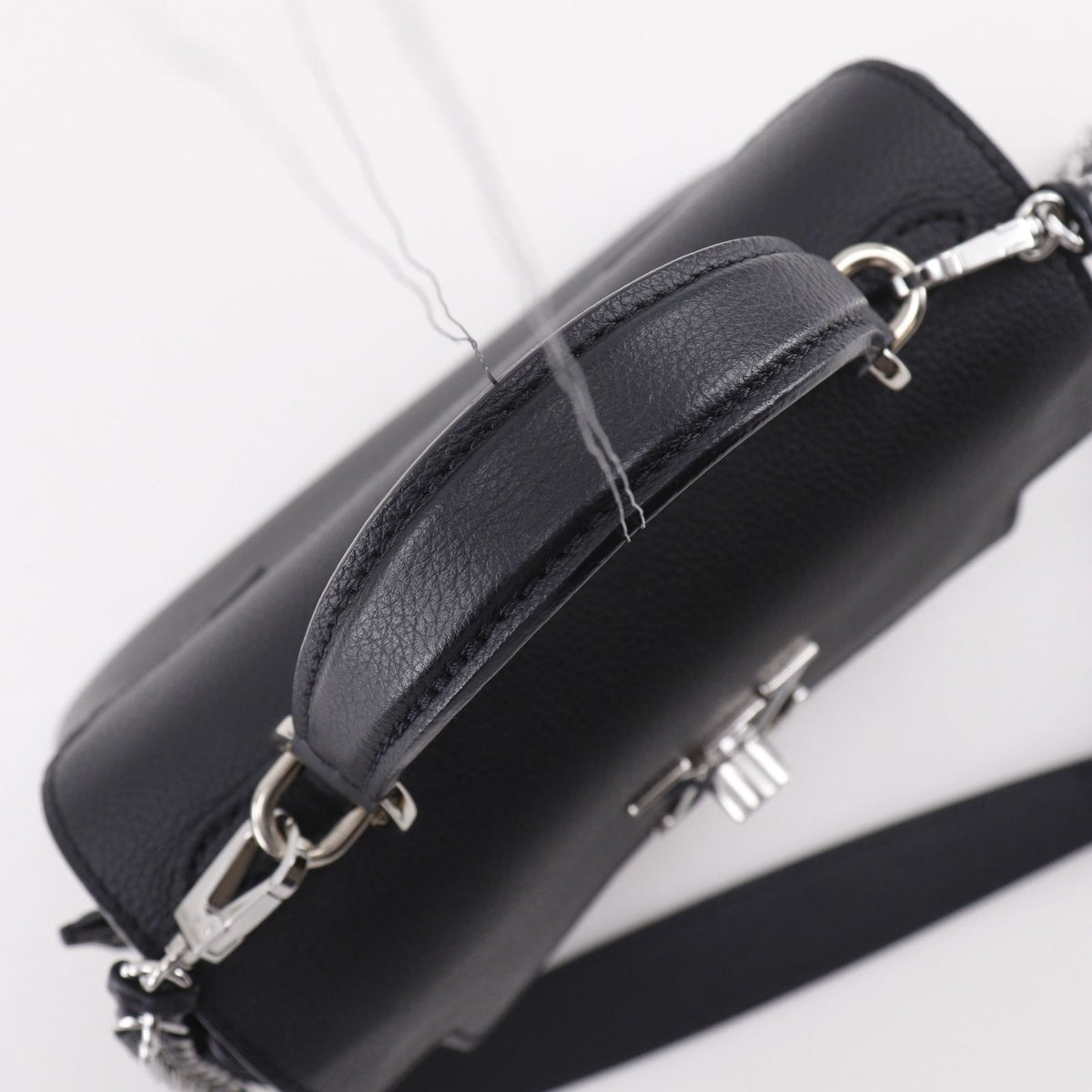 Louis Vuitton Lockme Ever Mini 2-Way Shoulder Calfskin Black Handbag — view 5