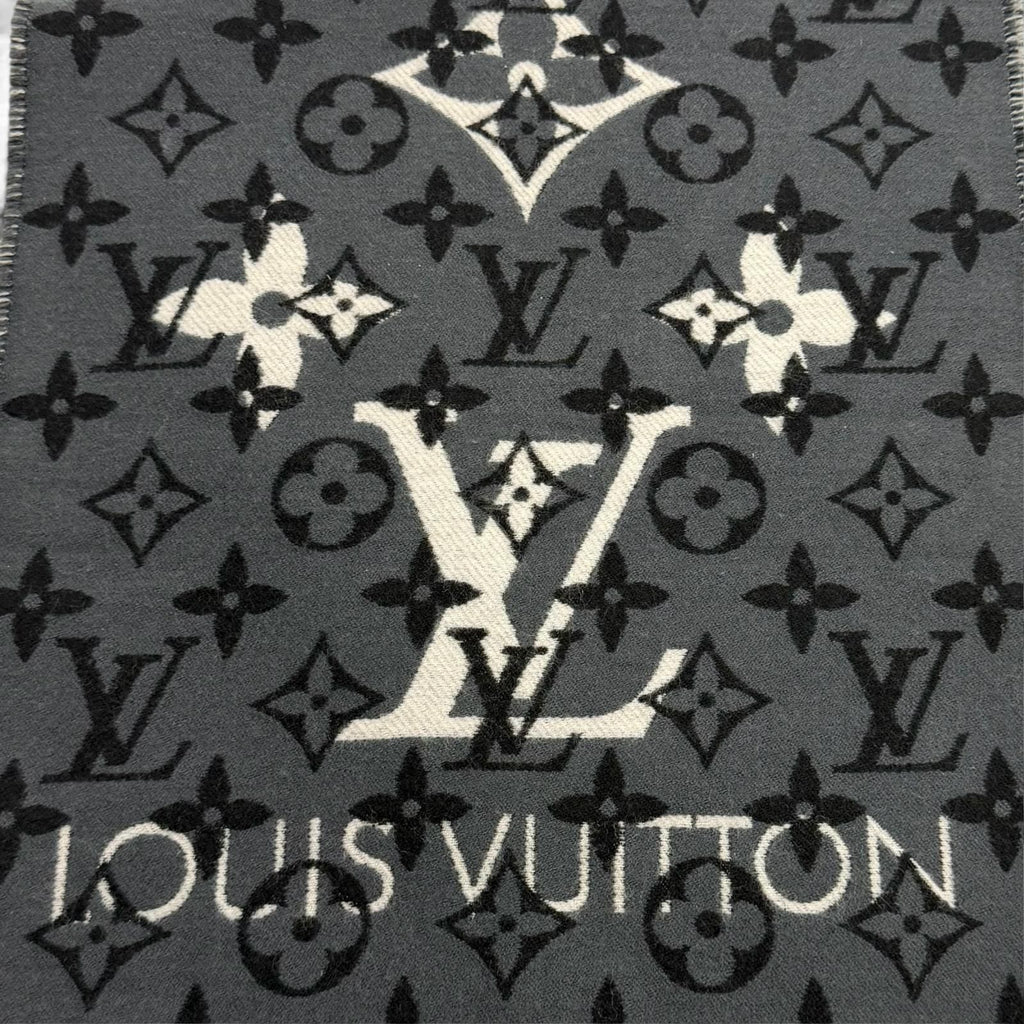 Louis Vuitton Echarpe All You Need Wool Silk Blend Monogram Scarf Gray — view 5