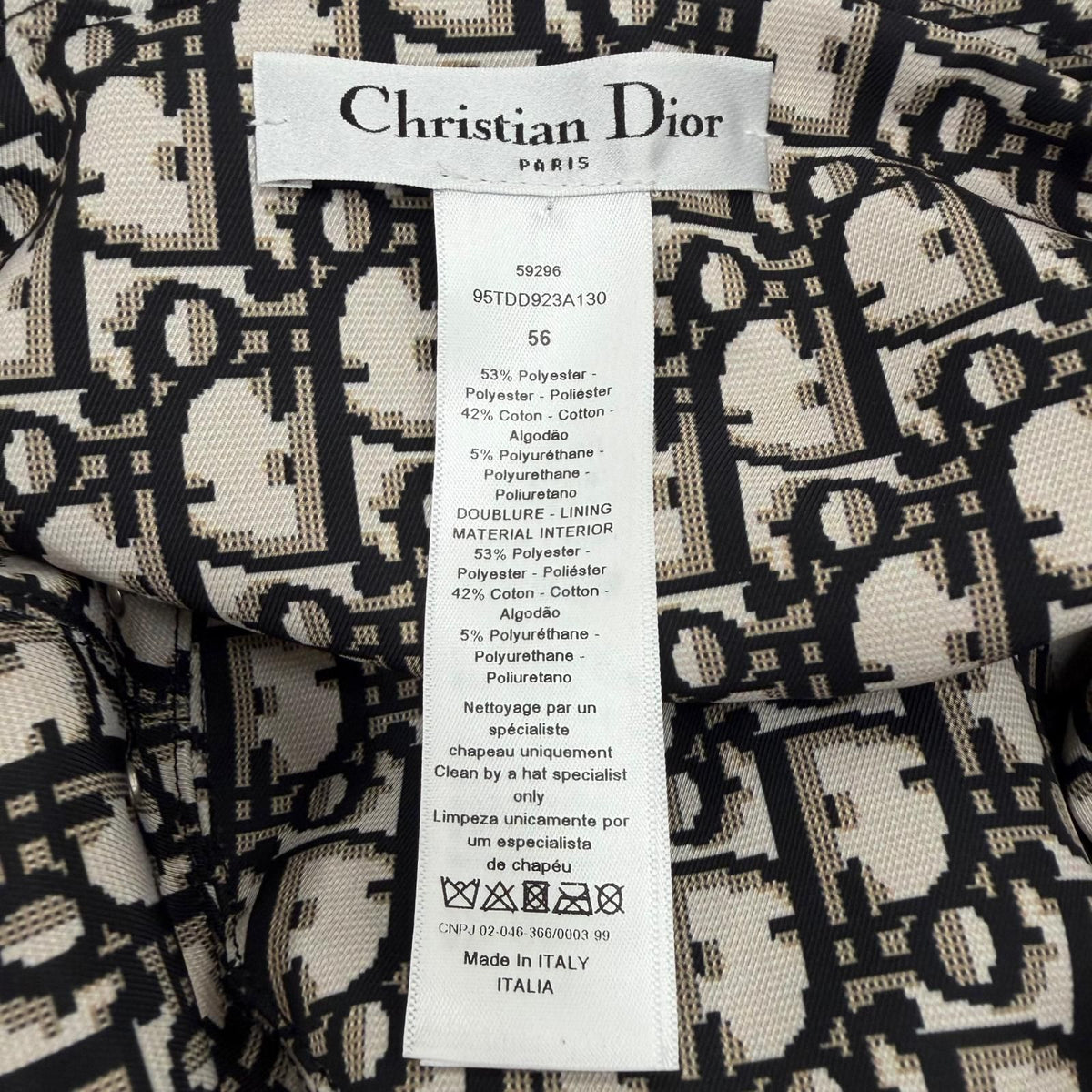 Dior Oblique Trotter Reversible Bucket Hat Black 56 — view 7