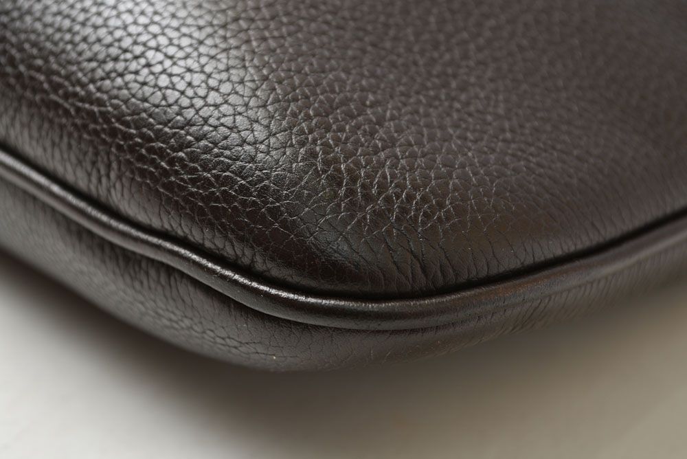 Loewe Shoulder Bag Vintage Leather Dark Brown — view 4
