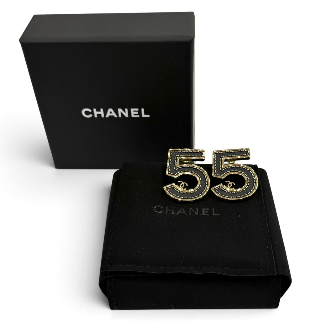 Chanel CC Logo 5 Earrings Black Gold — view 2