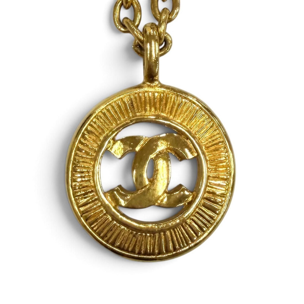 Chanel Vintage CC Logo Chain Pendant Gold