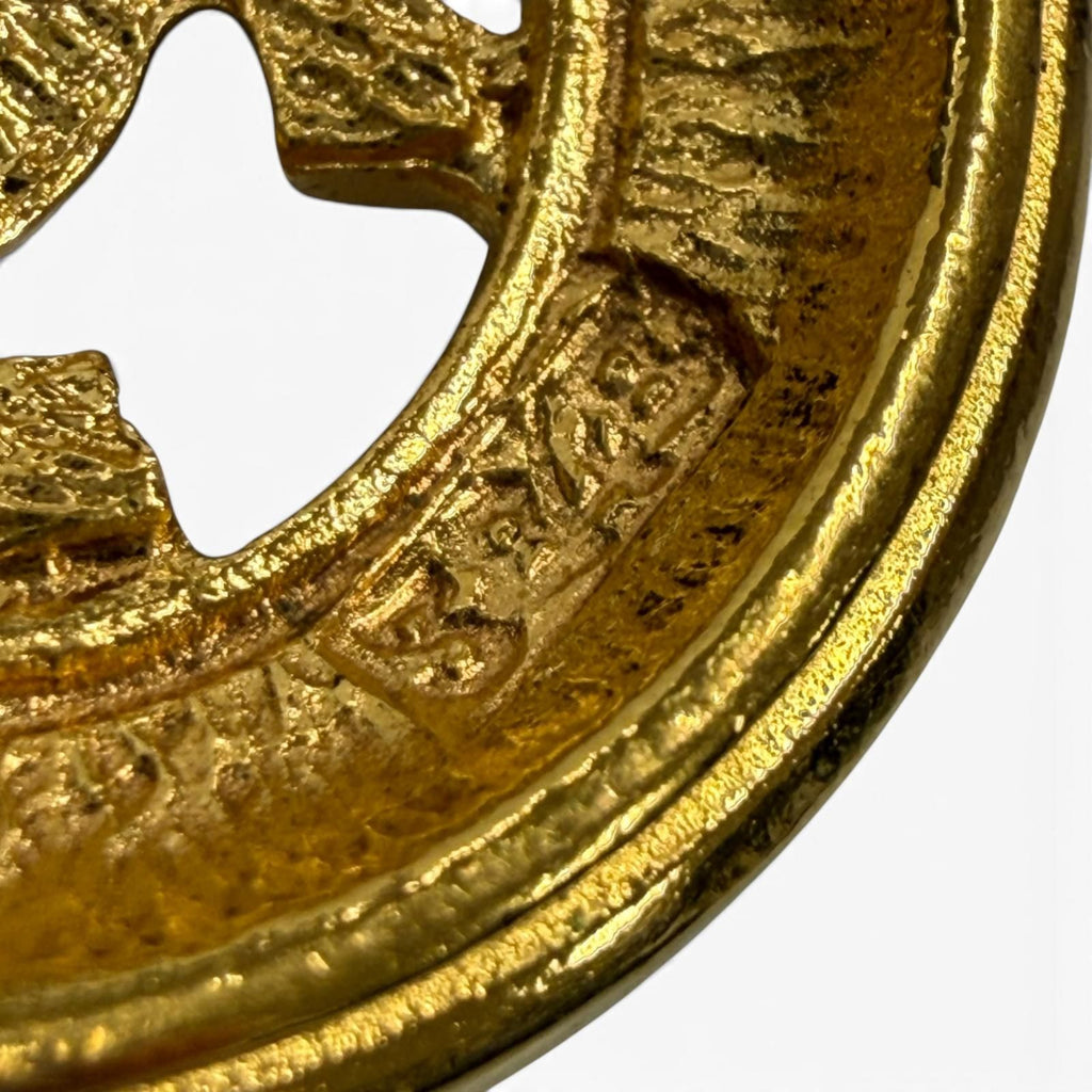 Chanel Vintage CC Logo Chain Pendant Gold — view 8