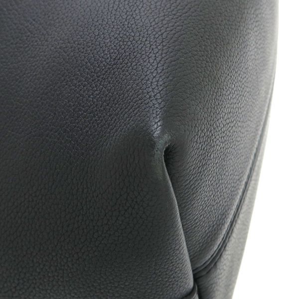 Louis Vuitton Lockme Bucket NV — view 3