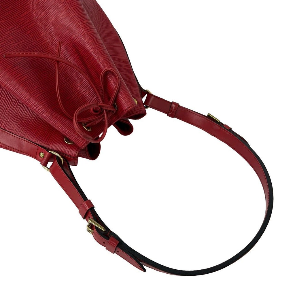 Louis Vuitton Vintage Petit Noe Epi Leather Drawstring Shoulder Bag Castilian — view 4