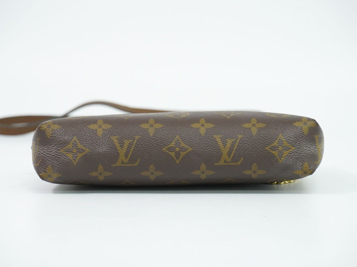 Louis Vuitton LV Pallas Clutch Monogram 2-Way Shoulder Bag Brown — view 3