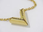 Louis Vuitton LV Essential V Pendant Gold Plated — view 4