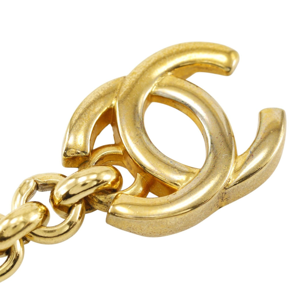 Chanel CC Logo Flower Turnlock Vintage Gold Plated 96P Necklace — view 8