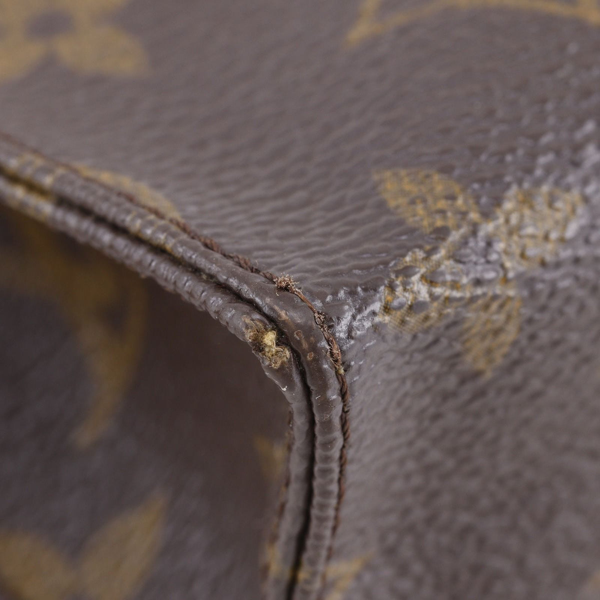 Louis Vuitton Poche Toilette 15 Monogram Canvas Brown Pouch — view 4