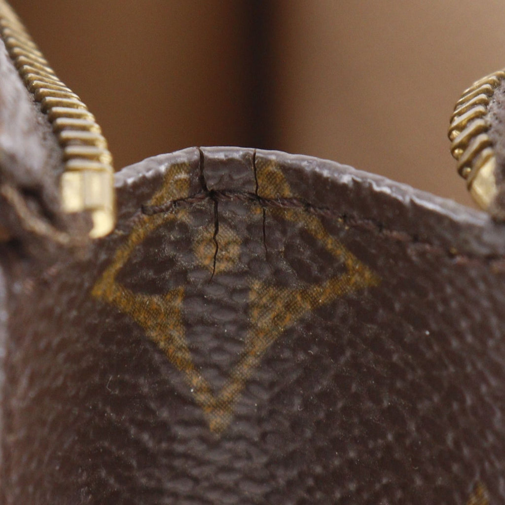 Louis Vuitton Poche Toilette 15 Monogram Canvas Brown Pouch — view 8