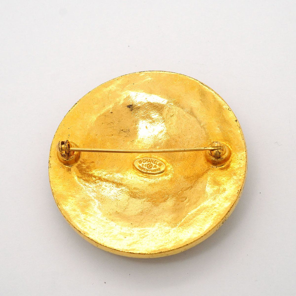 Chanel Brooch Vintage CC Logo Round Circle Gold Plated — view 5