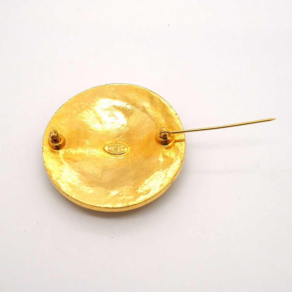 Chanel Brooch Vintage CC Logo Round Circle Gold Plated — view 6