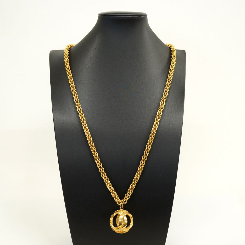 Chanel Necklace Vintage CC Logo Gold Plated — view 6
