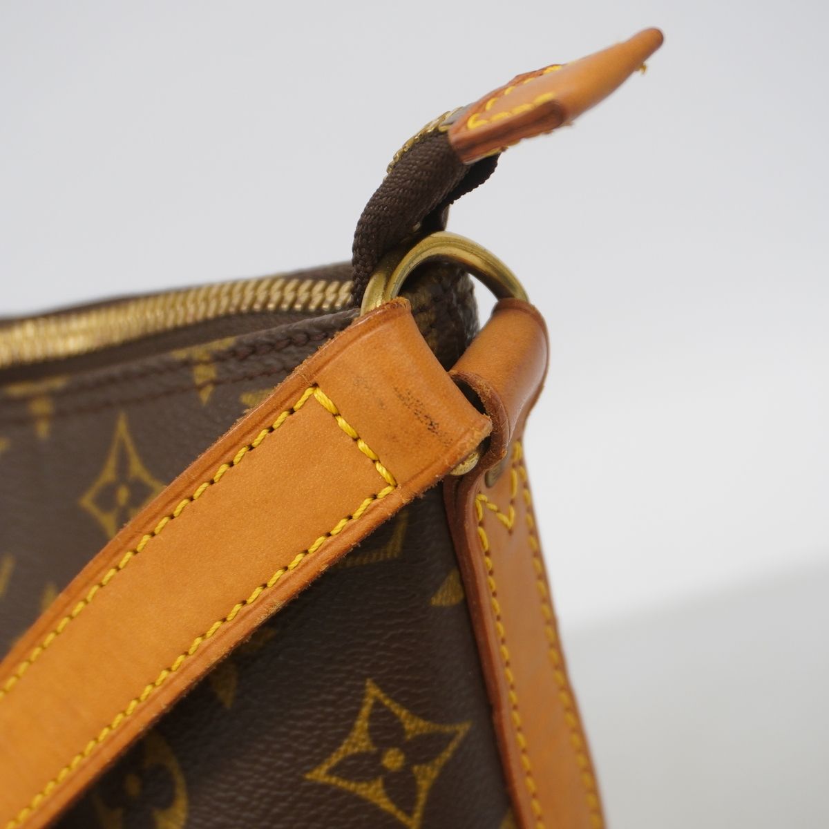 Louis Vuitton Shoulder Bag Monogram Amfar Three Vanity Star Brown — view 8