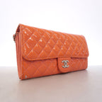 Chanel Shoulder Bag Brilliant Patent Leather Pink Silver — view 2