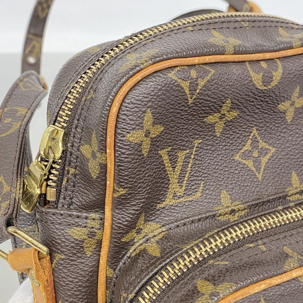 Louis Vuitton Shoulder Bag Monogram Amazon Brown — view 7